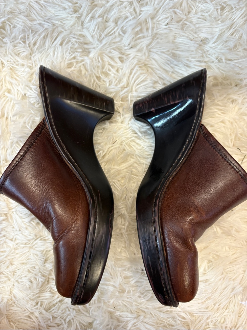 Born brown leather clogs size 7 - Picture 3 of 6